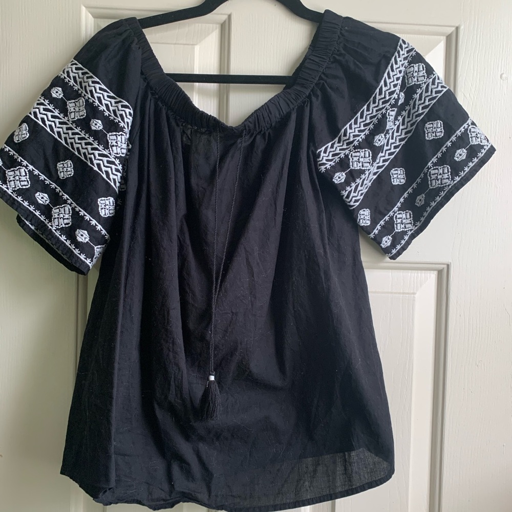 Off the Shoulder shirt
